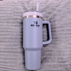 stanley 40 oz adventure quencher travel tumbler